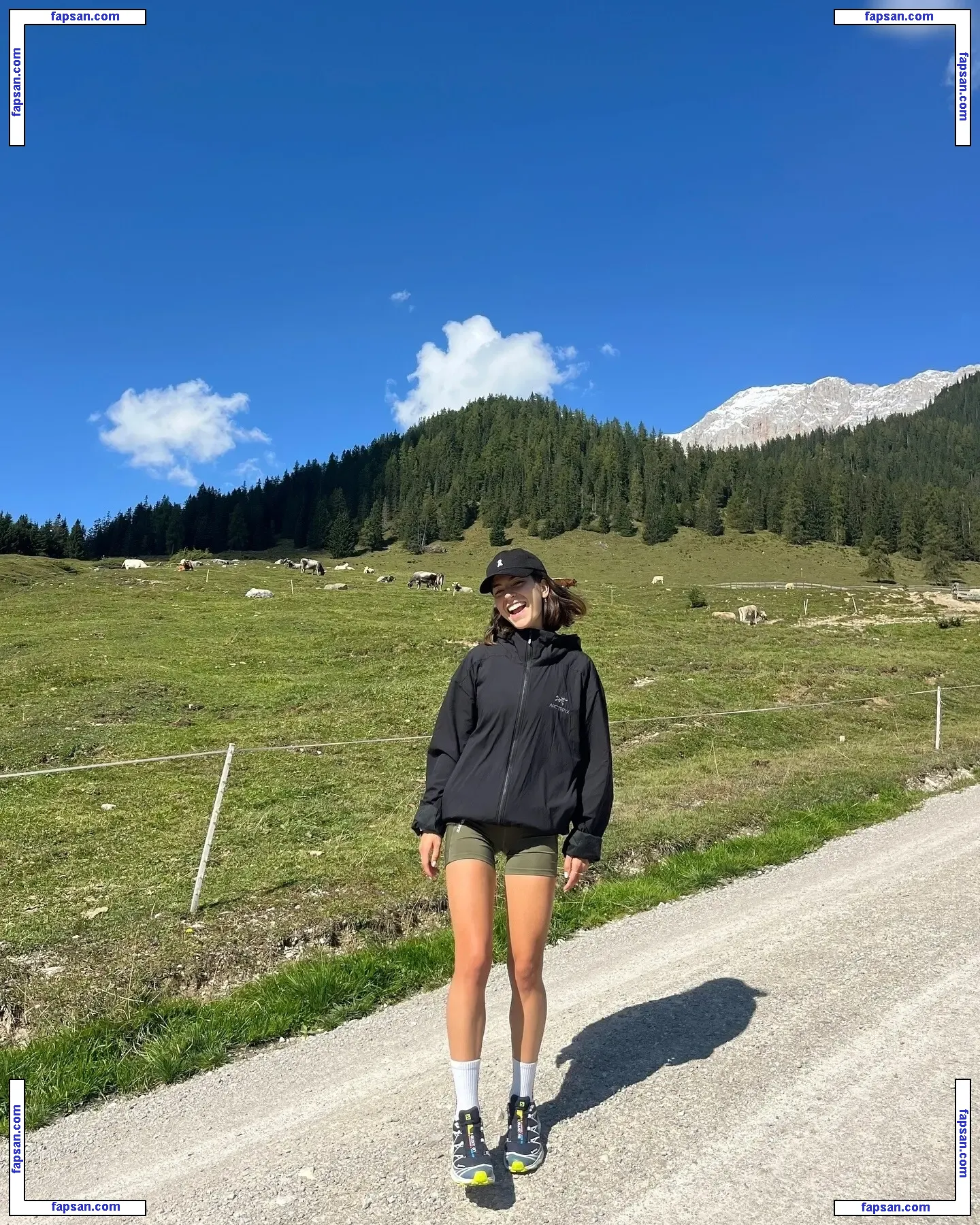 Larissa Merlyn Selena (larissahausler) nude photo #0022 from OnlyFans