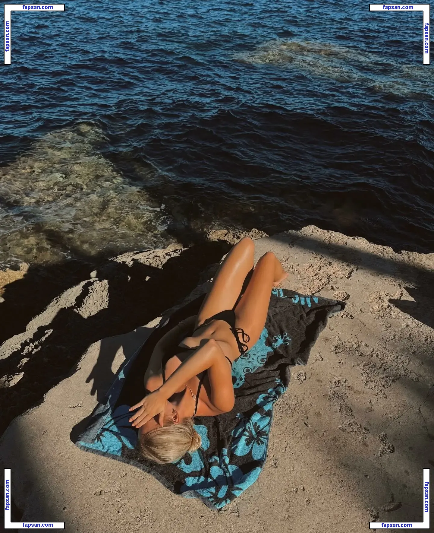 Larissa Oberste голая фото #0003 с Онлифанс