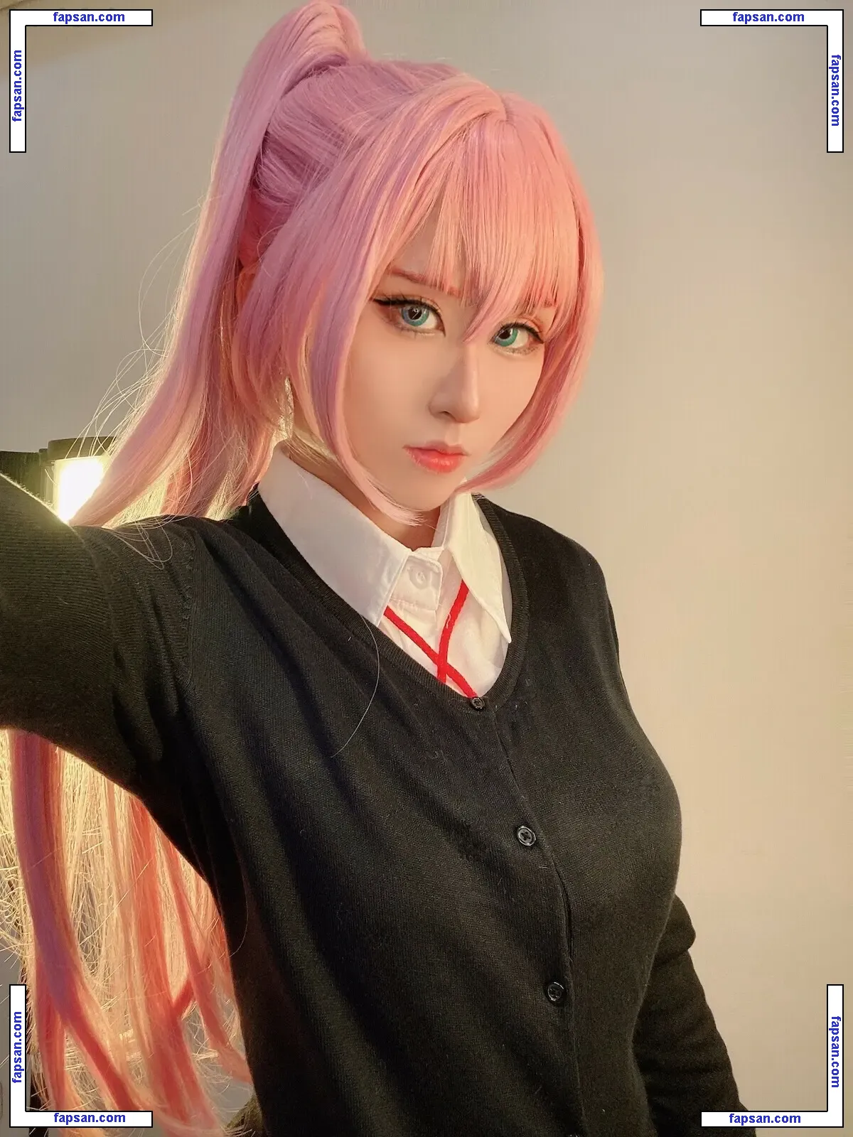 Larissa Rochefort голая фото #0374 с Онлифанс