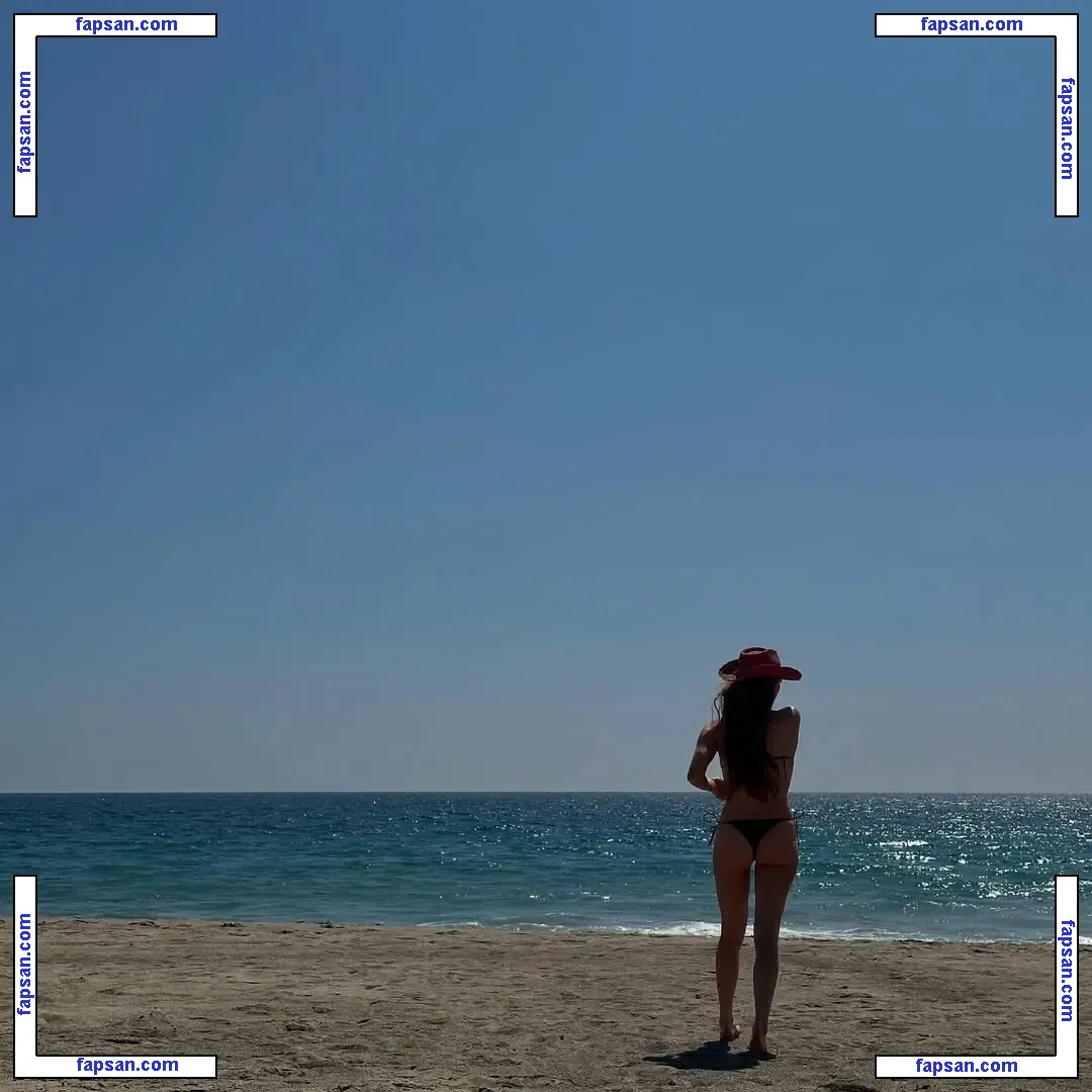 Larsen Thompson nude photo #0598 from OnlyFans