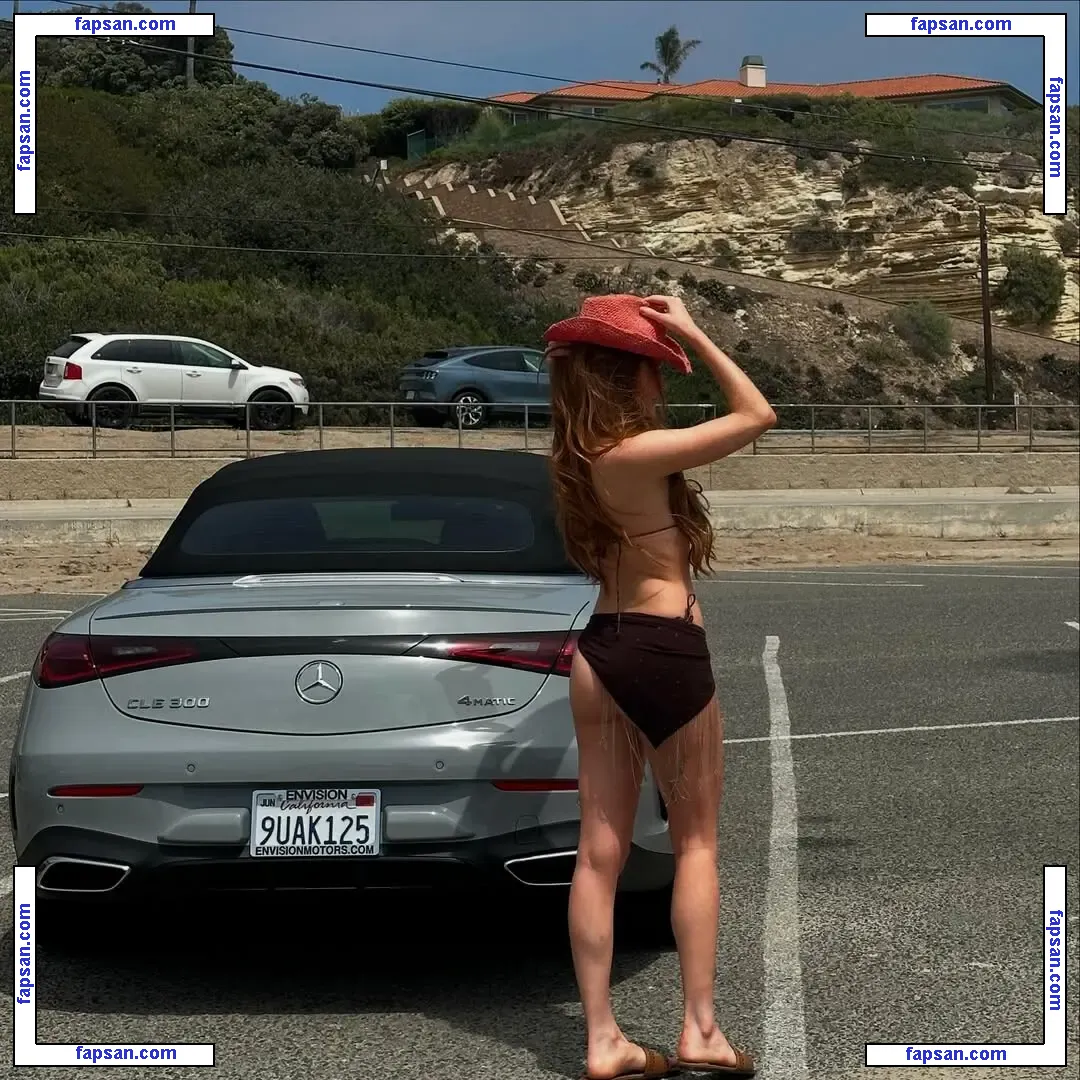 Larsen Thompson nude photo #0601 from OnlyFans