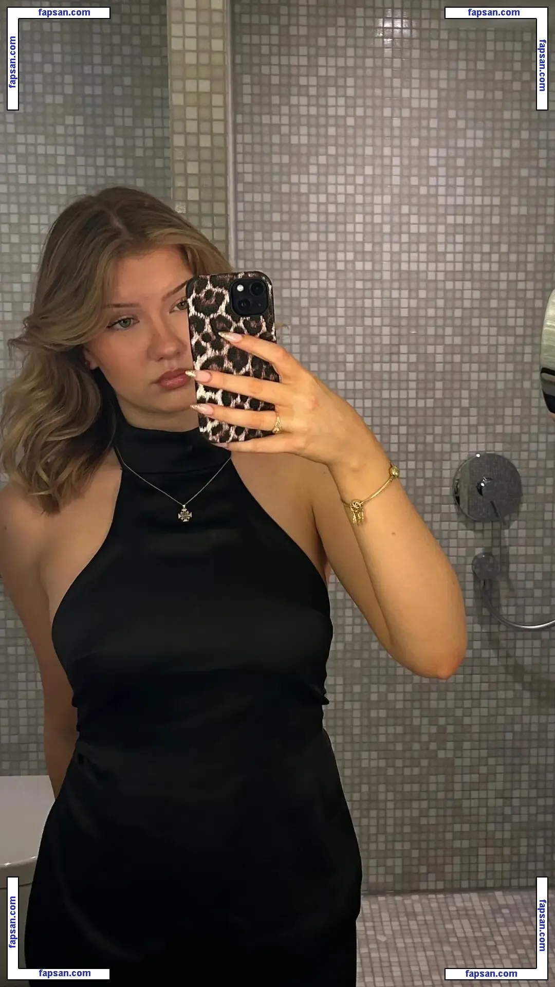 Larysa Salomea nude photo #0007 from OnlyFans