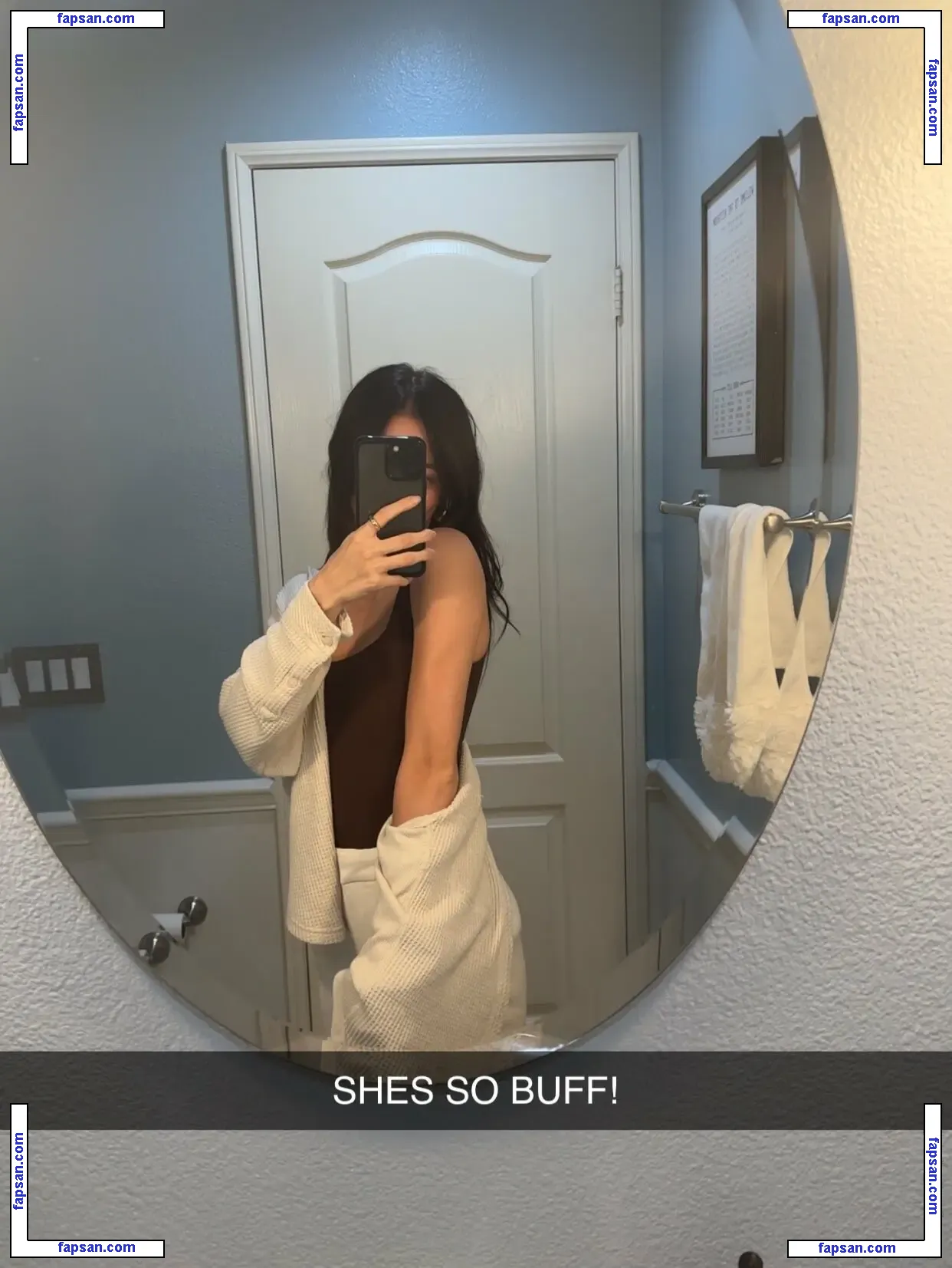 Laselyii nude photo #0013 from OnlyFans