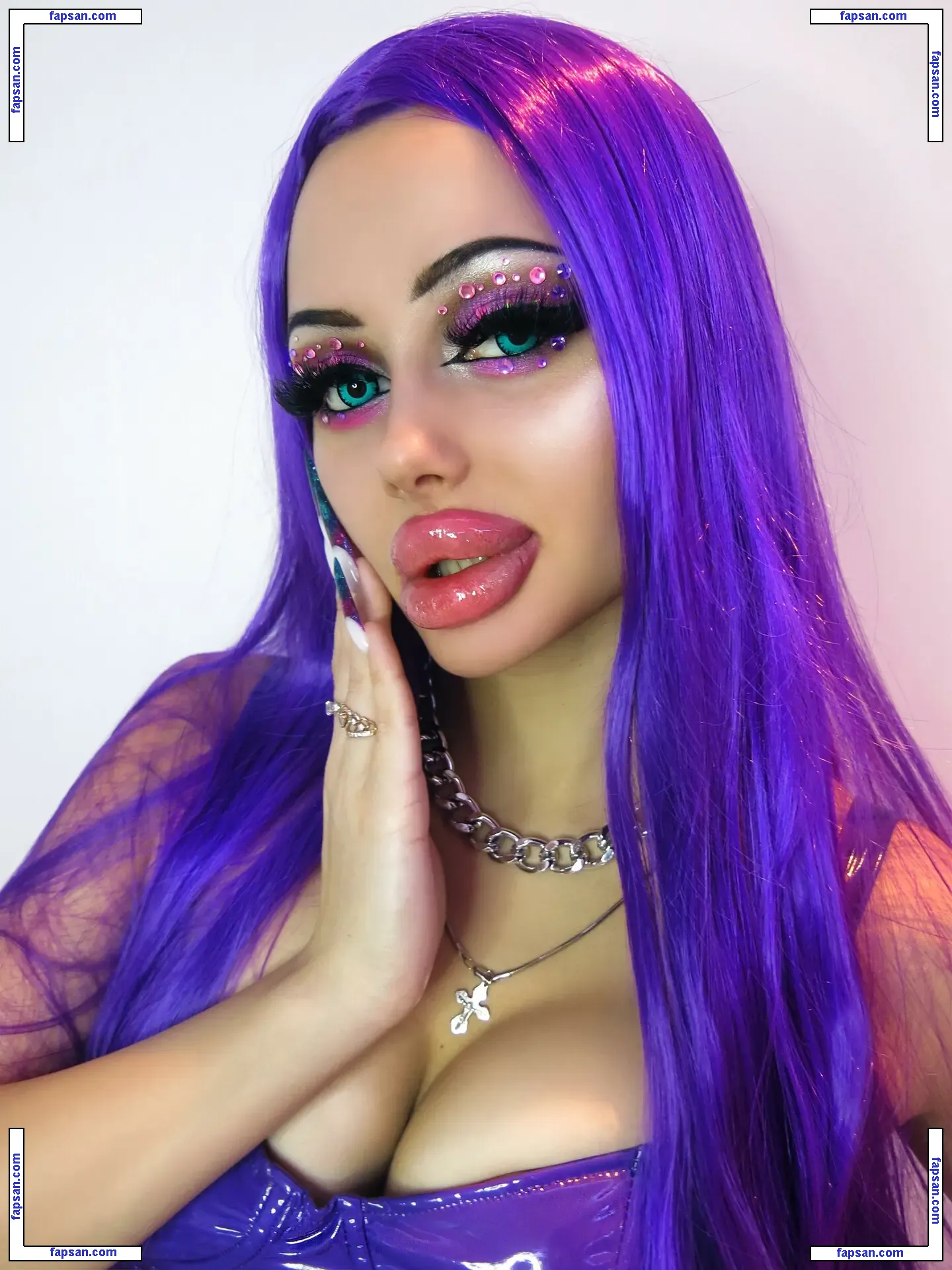 Latex Fetish nude photo #0341 from OnlyFans