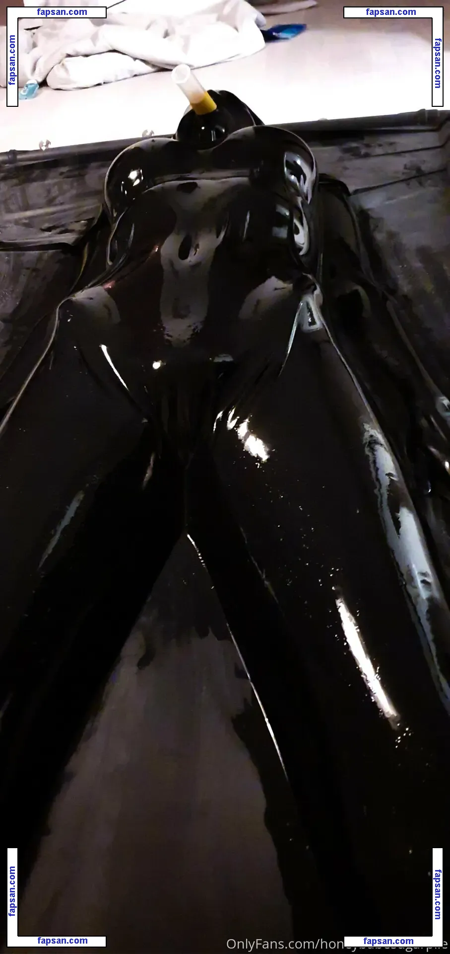 Latex Fetish nude photo #0525 from OnlyFans
