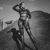 latex_fox nude #0056