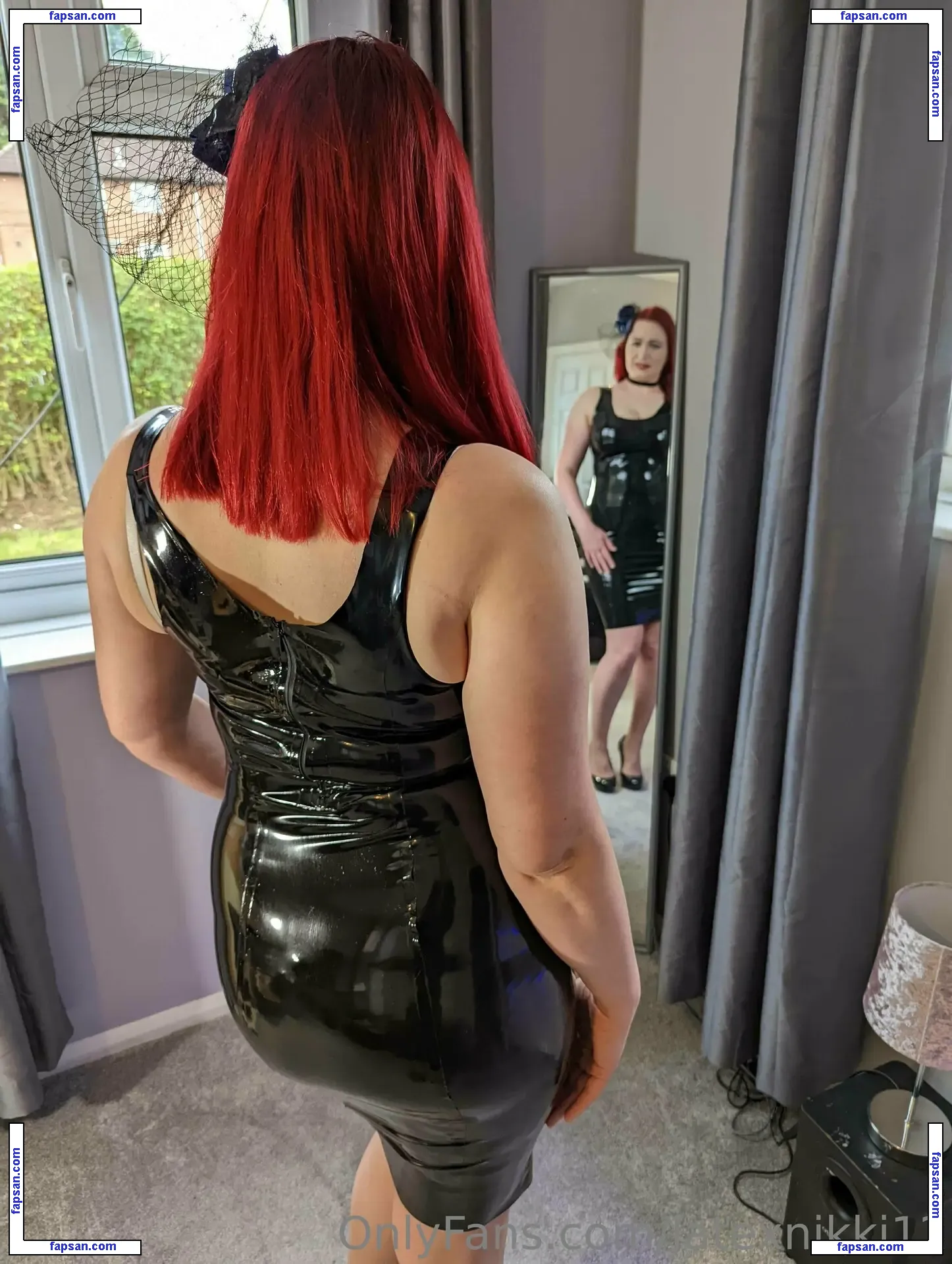 latexnikki12 nude photo #0007 from OnlyFans