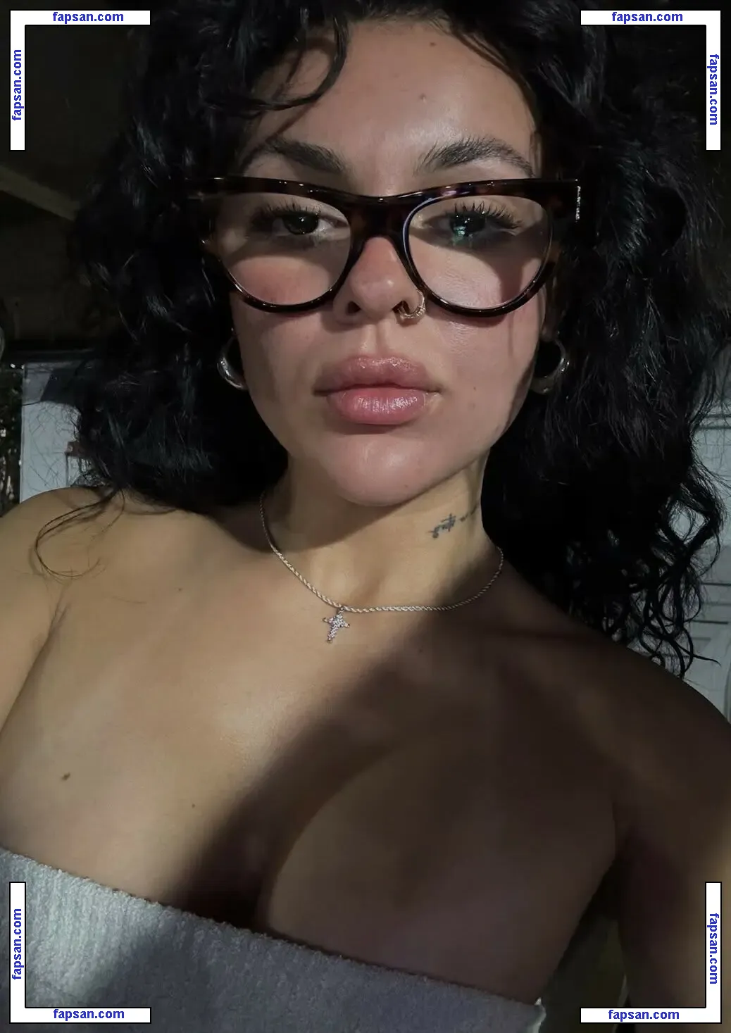 Latin Mami голая фото #0001 с Онлифанс