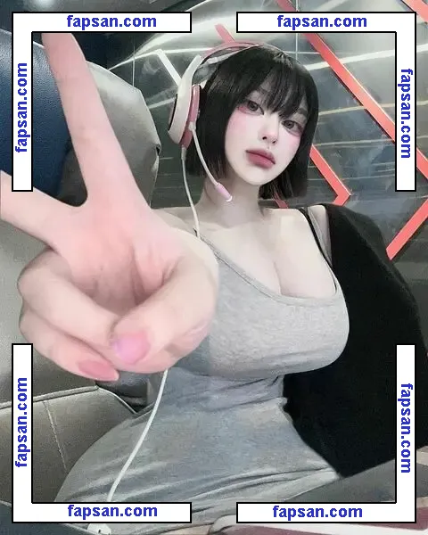 latulip_0 nude photo #0008 from OnlyFans