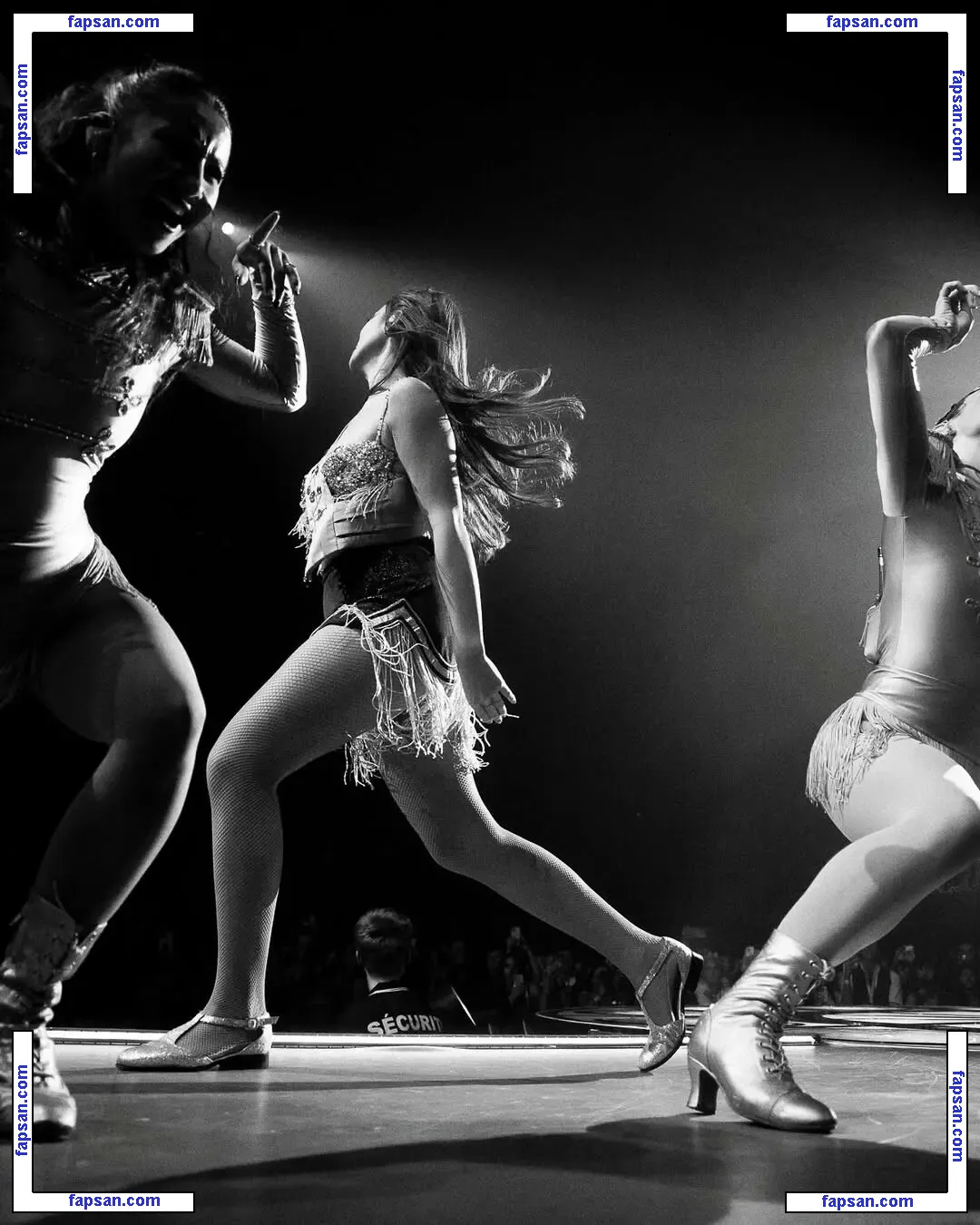 Laufey Lin голая фото #0087 с Онлифанс