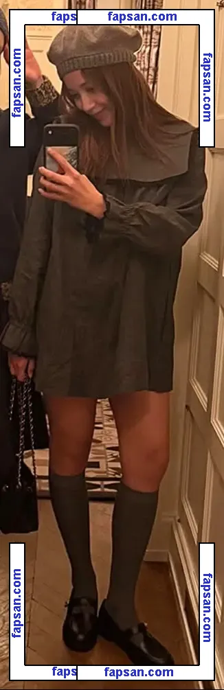 Laufey Lin голая фото #0103 с Онлифанс