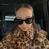 Laufey Lin голая #0102