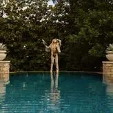 Laura Azevedo голая #0004