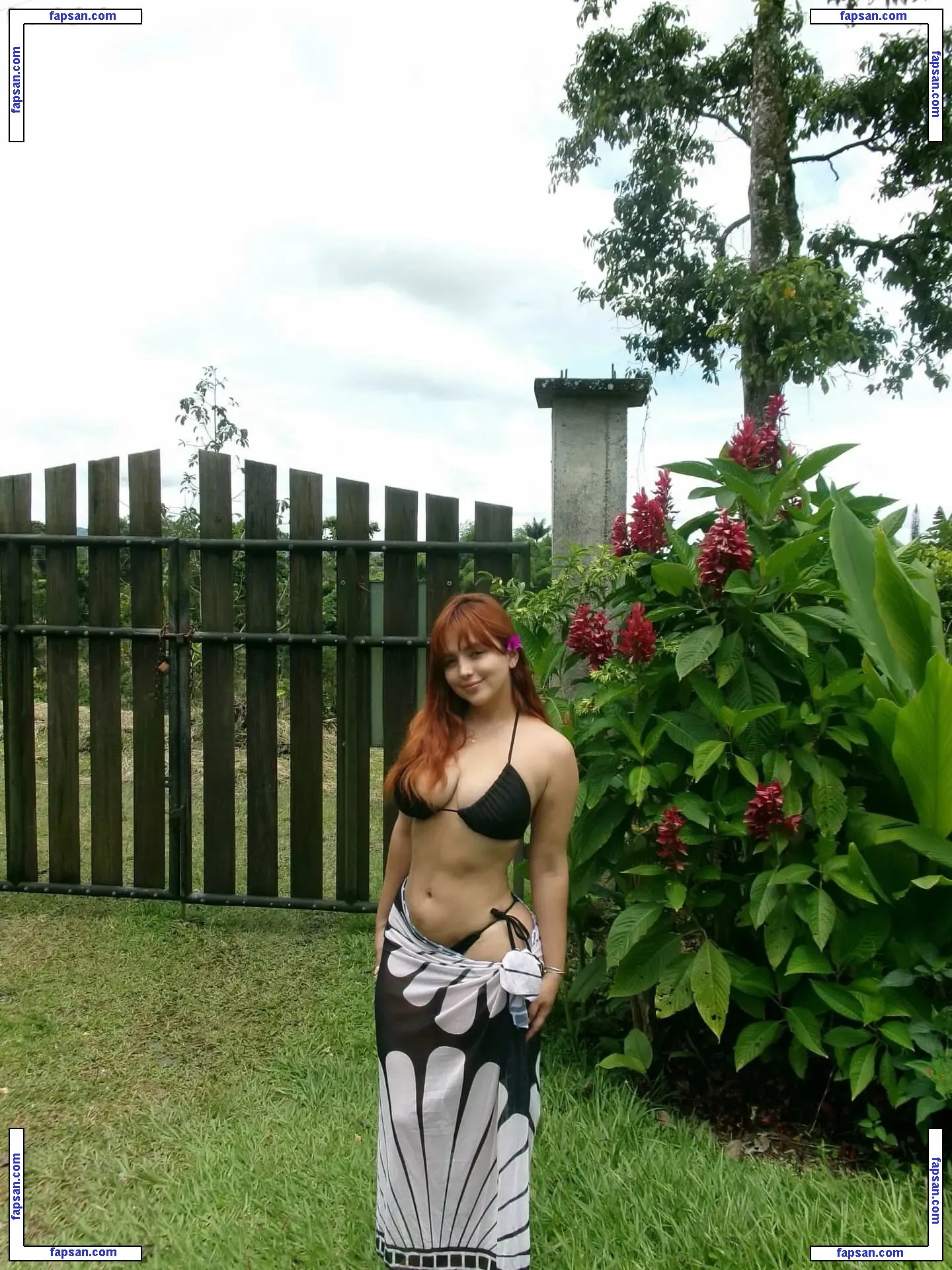 Laura Buitrago nude photo #0007 from OnlyFans