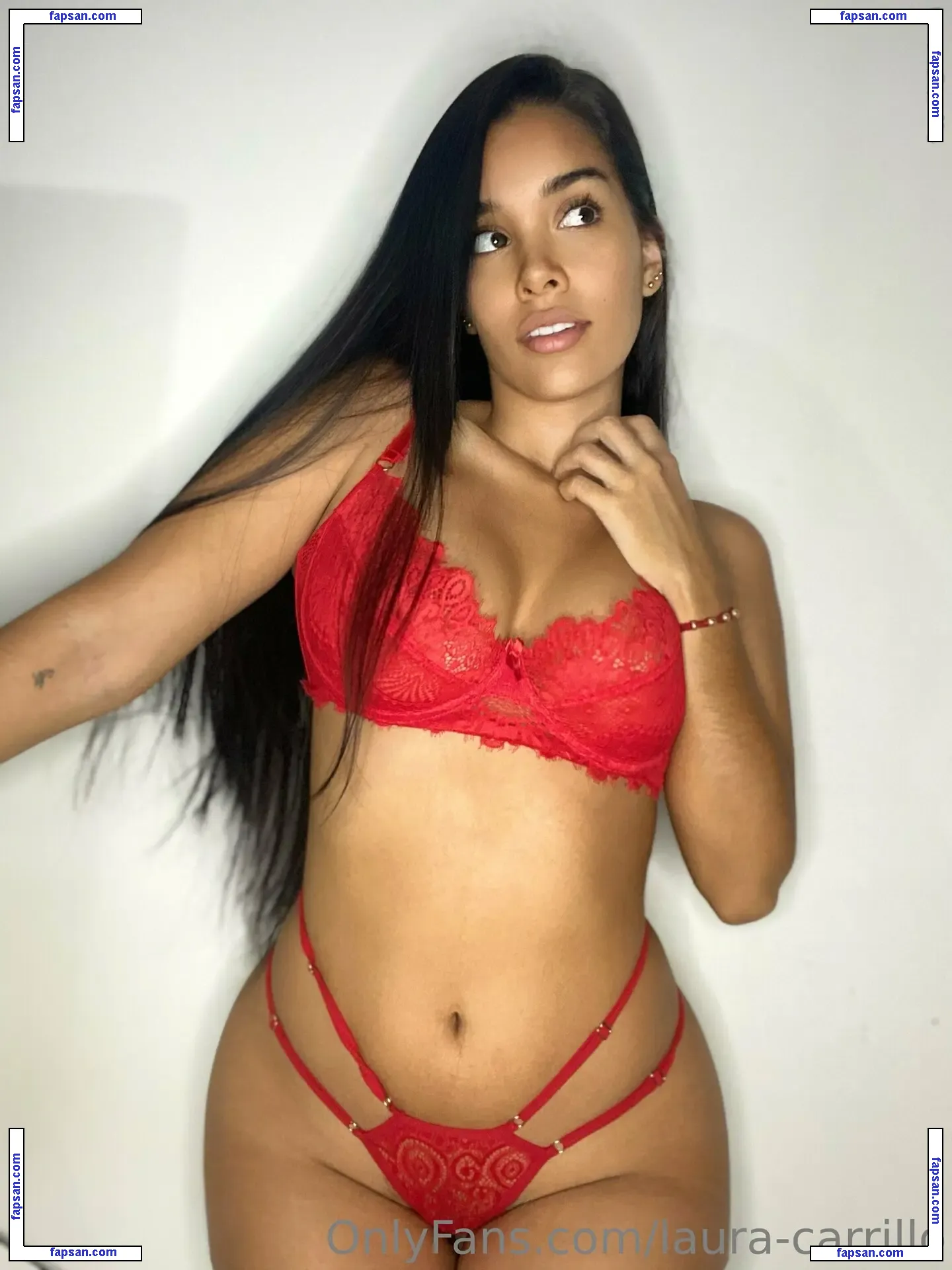 Laura Carrillo nude photo #0026 from OnlyFans