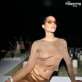 Laura Harrier голая #0428
