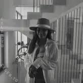 Laura Hofmann nude #0017