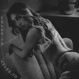 Laura Hummer голая #0018