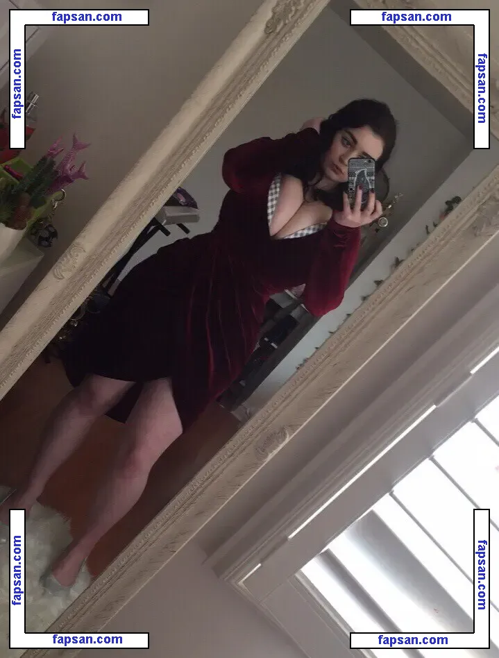 _Laura.jo nude photo #0121 from OnlyFans
