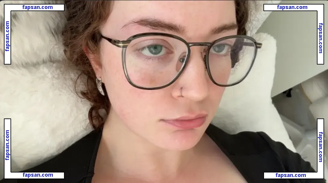 _Laura.jo nude photo #0155 from OnlyFans