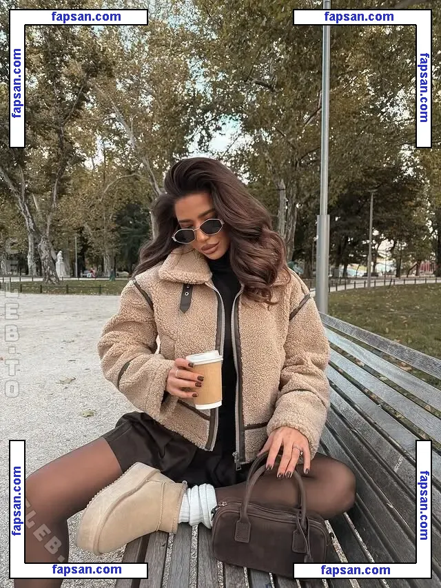 Laura Kalynych nude photo #0019 from OnlyFans