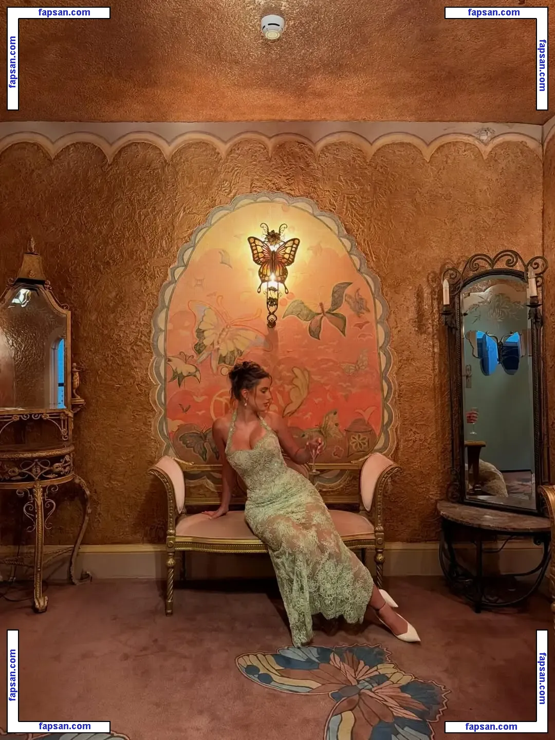 LAURA @lauramjj голая фото #0044 с Онлифанс