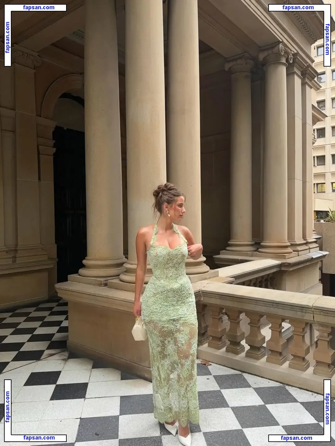 LAURA @lauramjj голая фото #0046 с Онлифанс