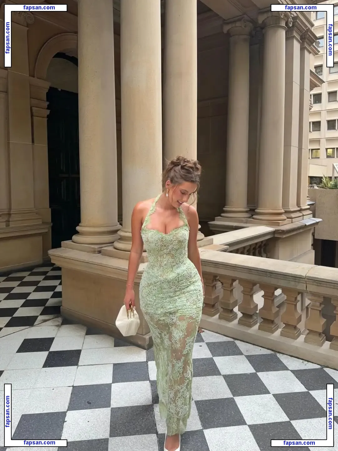 LAURA @lauramjj голая фото #0047 с Онлифанс