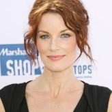 Laura Leighton голая #0002