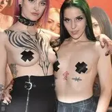 Laura_lost nude #0001