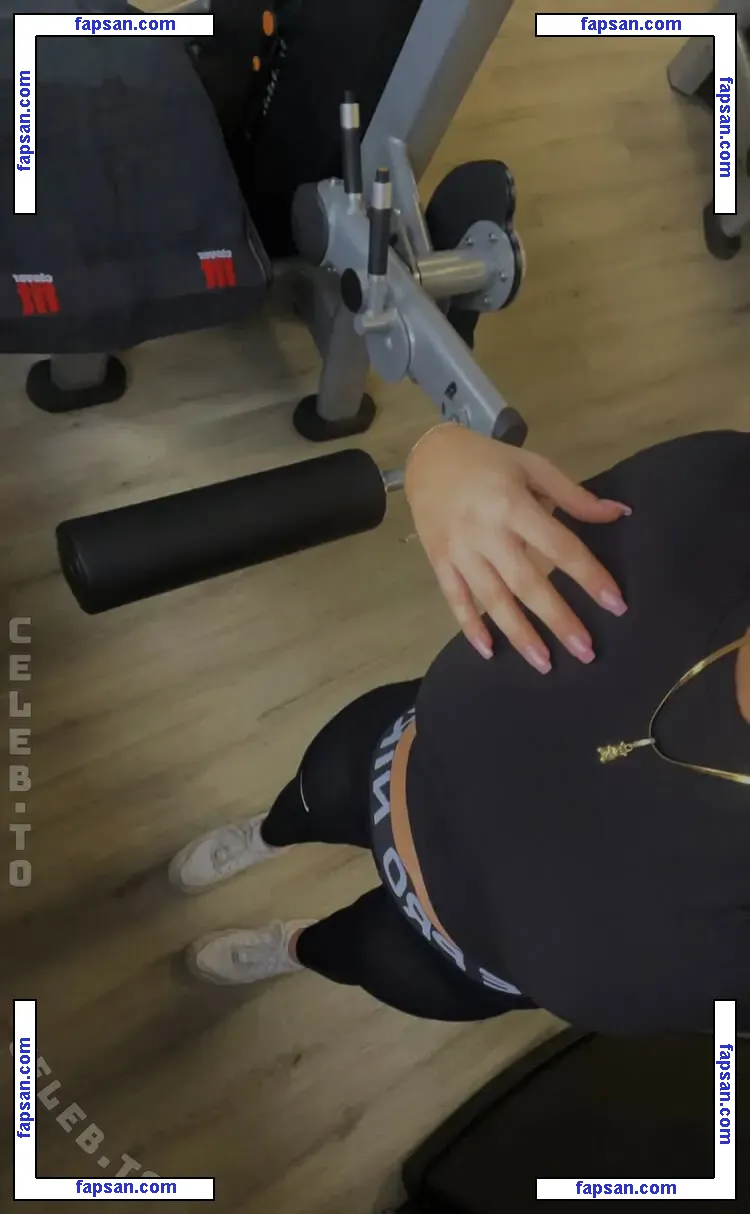 Laura Marie Röhrig nude photo #0026 from OnlyFans