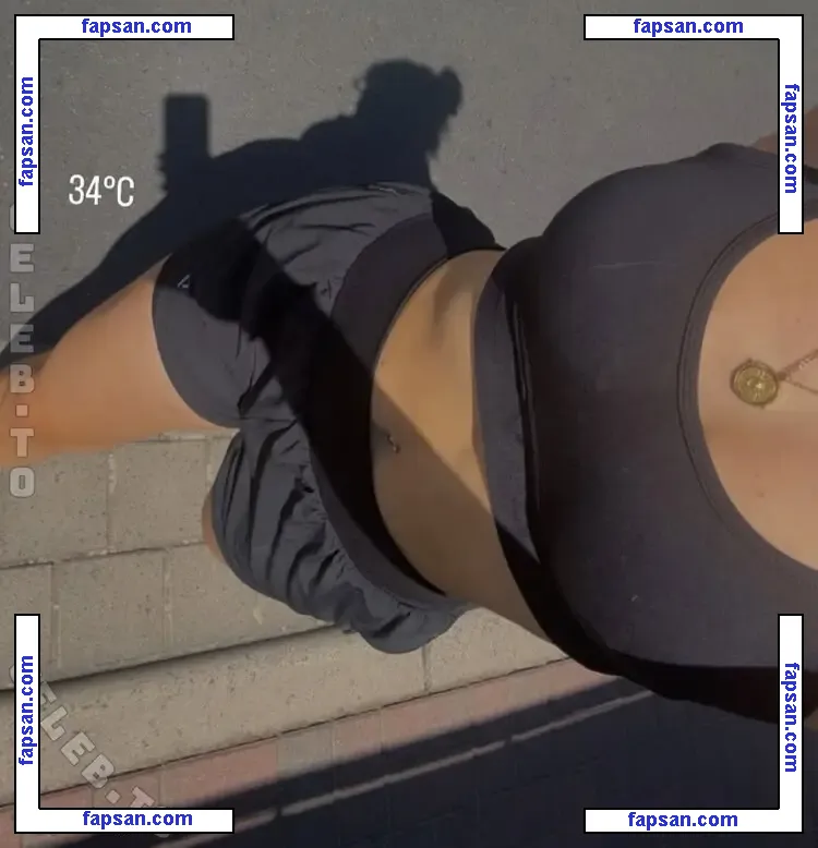 Laura Marie Röhrig nude photo #0036 from OnlyFans