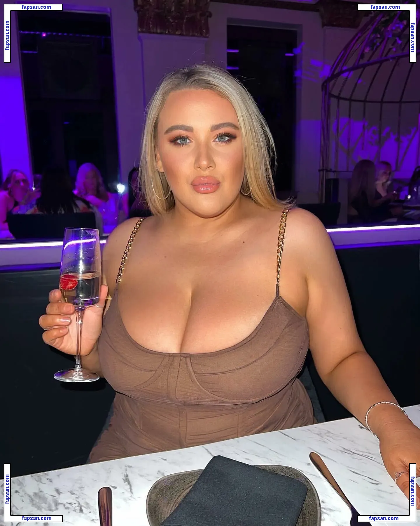 Laura Morgan nude photo #0039 from OnlyFans