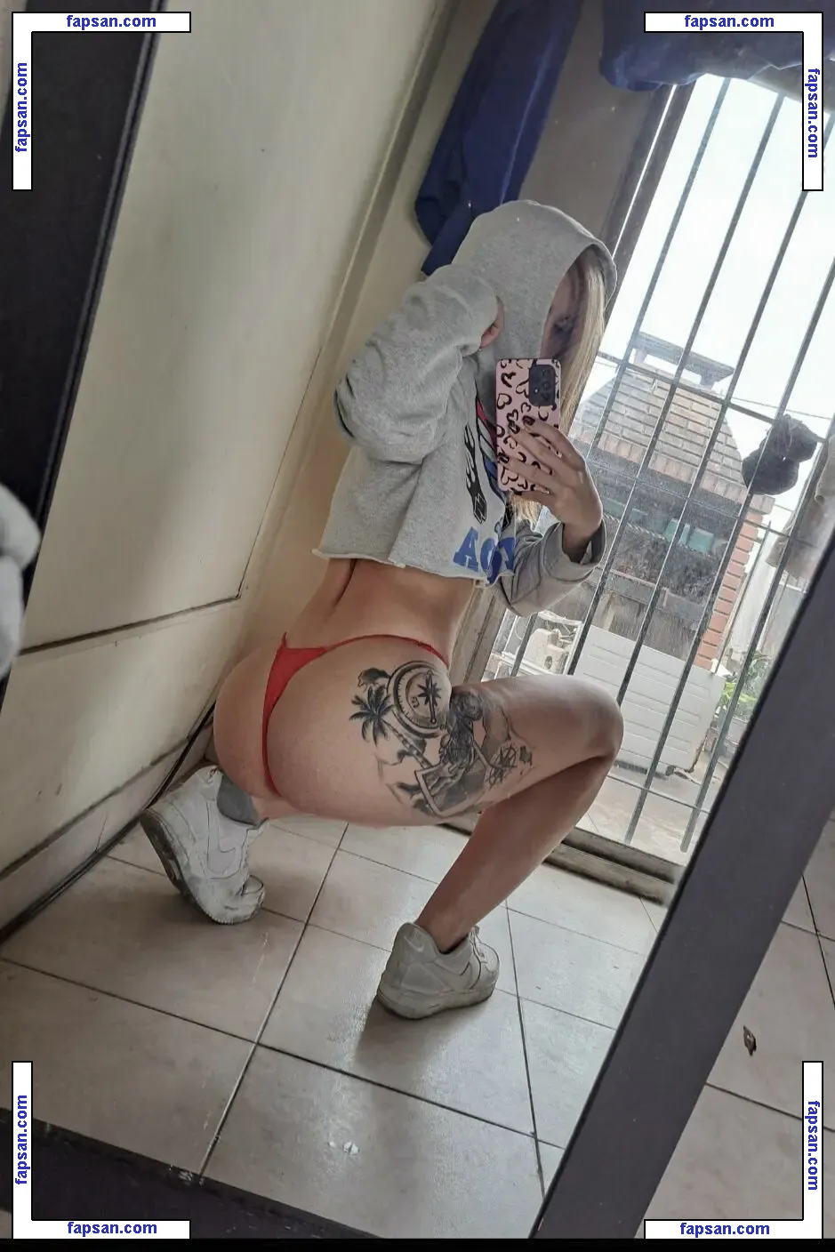 Laura Rebasti голая фото #0043 с Онлифанс