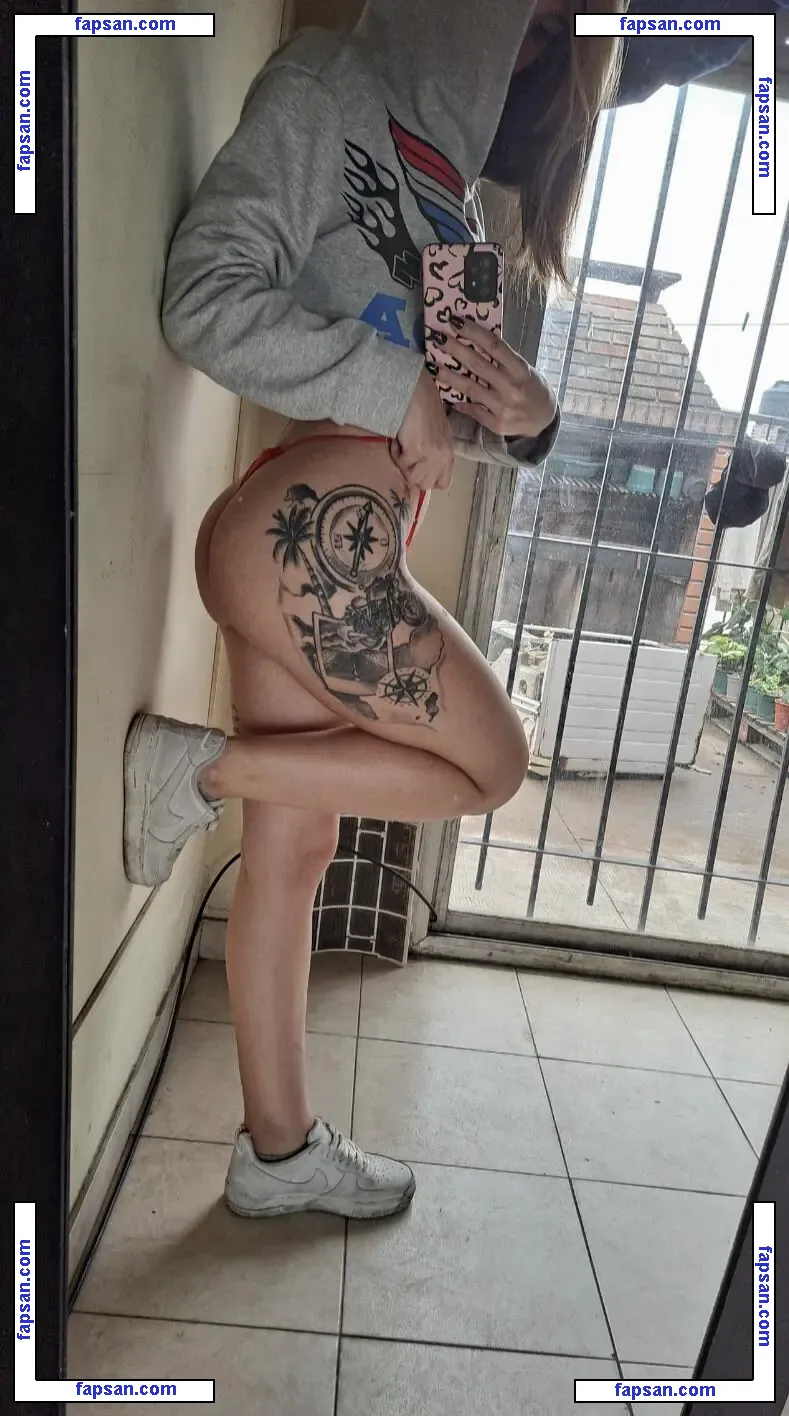 Laura Rebasti голая фото #0047 с Онлифанс