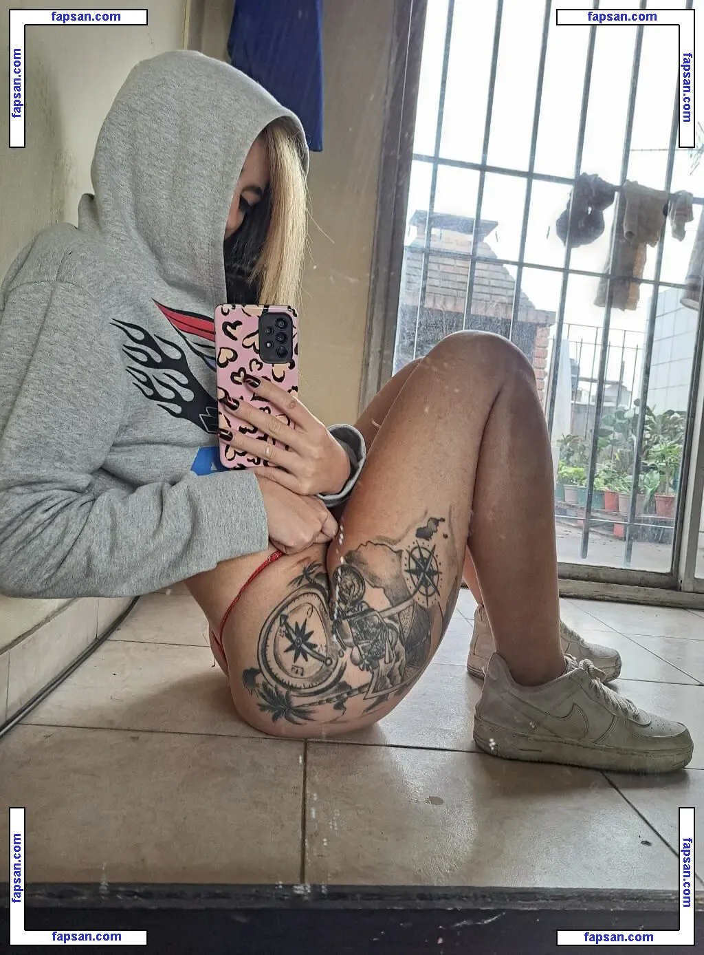 Laura Rebasti голая фото #0051 с Онлифанс