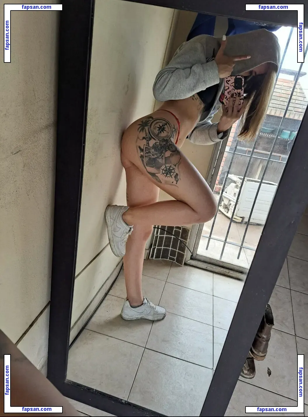 Laura Rebasti голая фото #0056 с Онлифанс