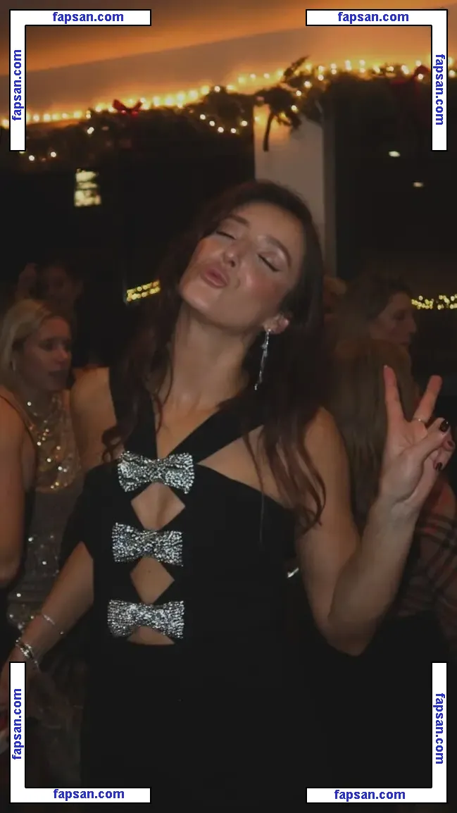 Laura Robson голая фото #0040 с Онлифанс