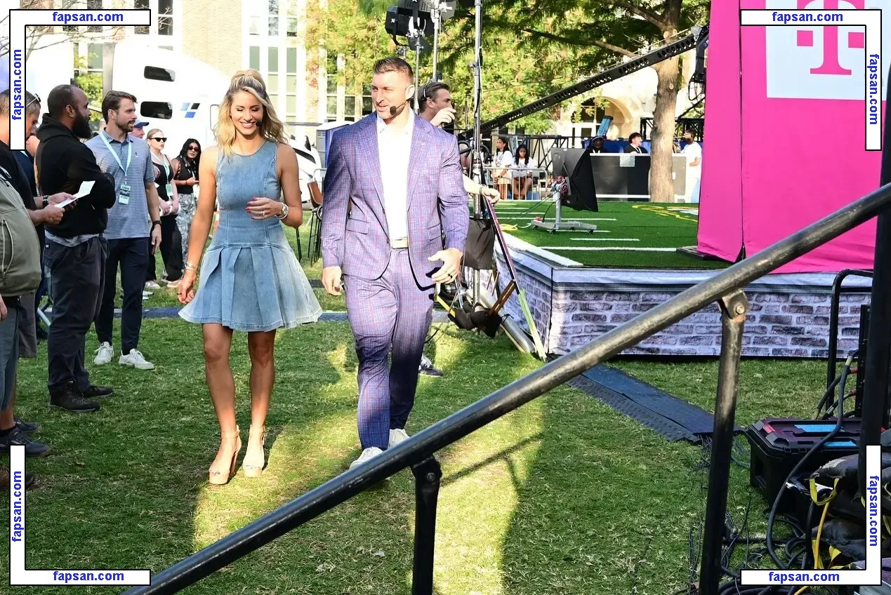 Laura Rutledge nude photo #0057 from OnlyFans