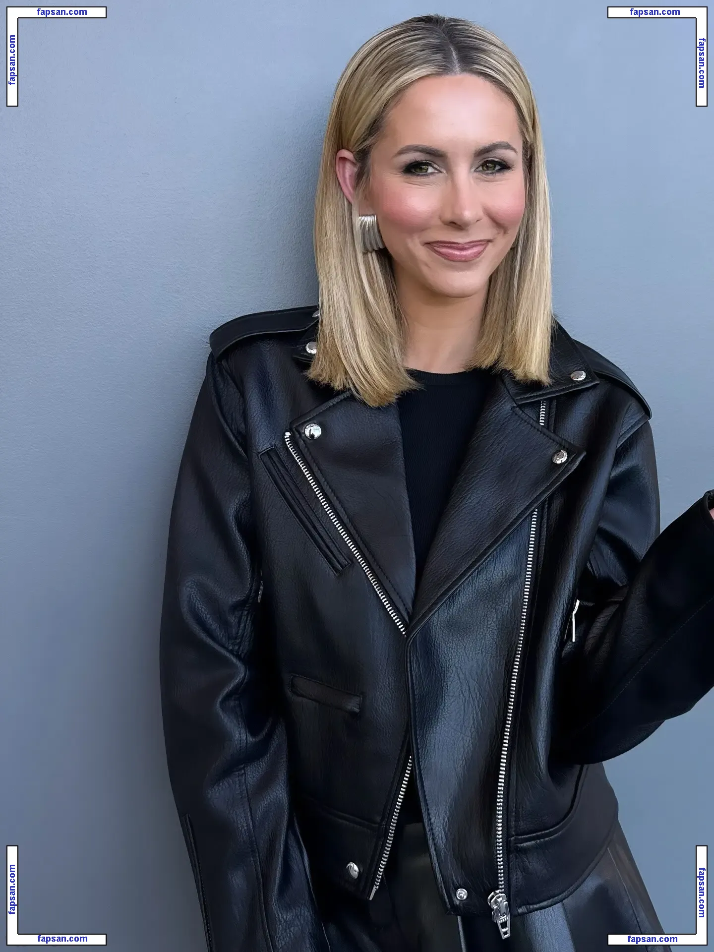 Laura Rutledge nude photo #0059 from OnlyFans