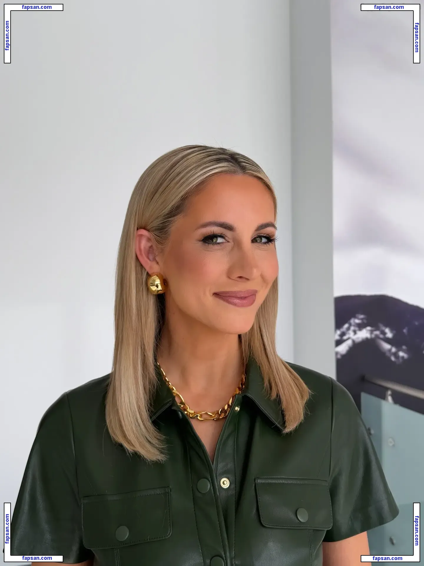 Laura Rutledge голая фото #0082 с Онлифанс