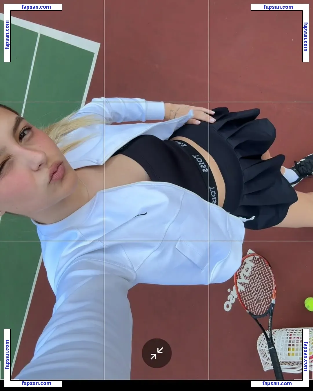 Laura Schadeck nude photo #0023 from OnlyFans