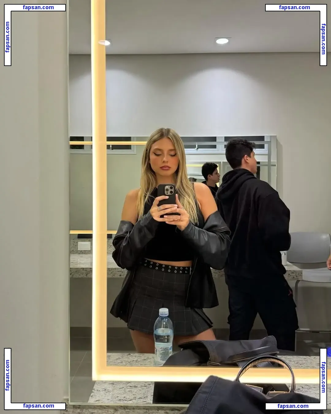 Laura Schadeck nude photo #0043 from OnlyFans