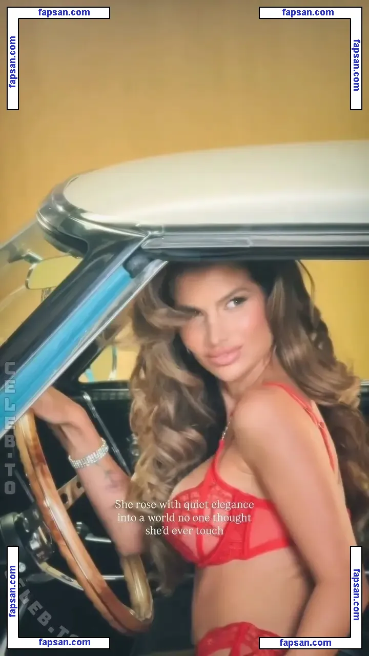 Laura Schultz nude photo #0142 from OnlyFans