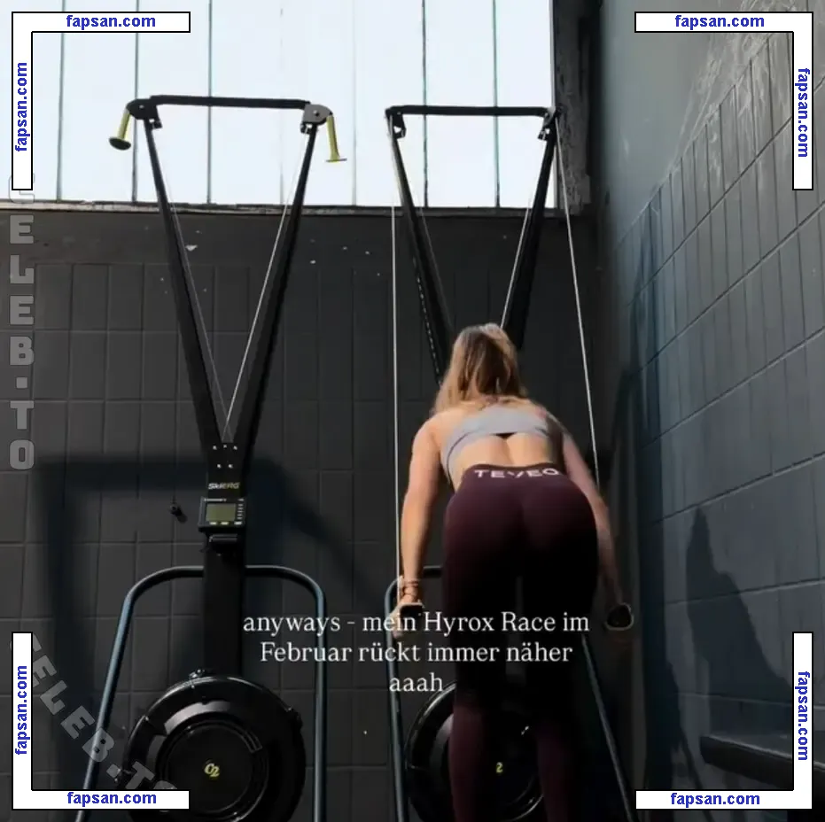 Laura Sophie nude photo #0024 from OnlyFans