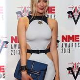 Laura Whitmore голая #0008