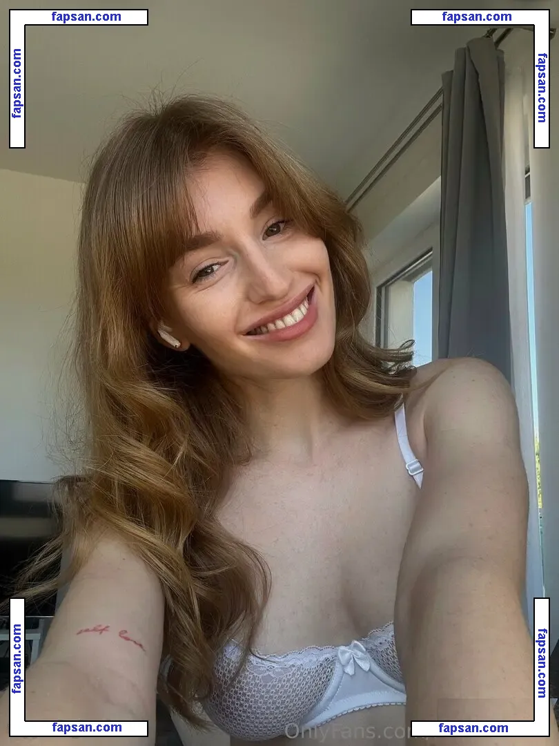 Laura Wittner nude photo #0007 from OnlyFans