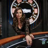 Laura Wontorra голая #0197