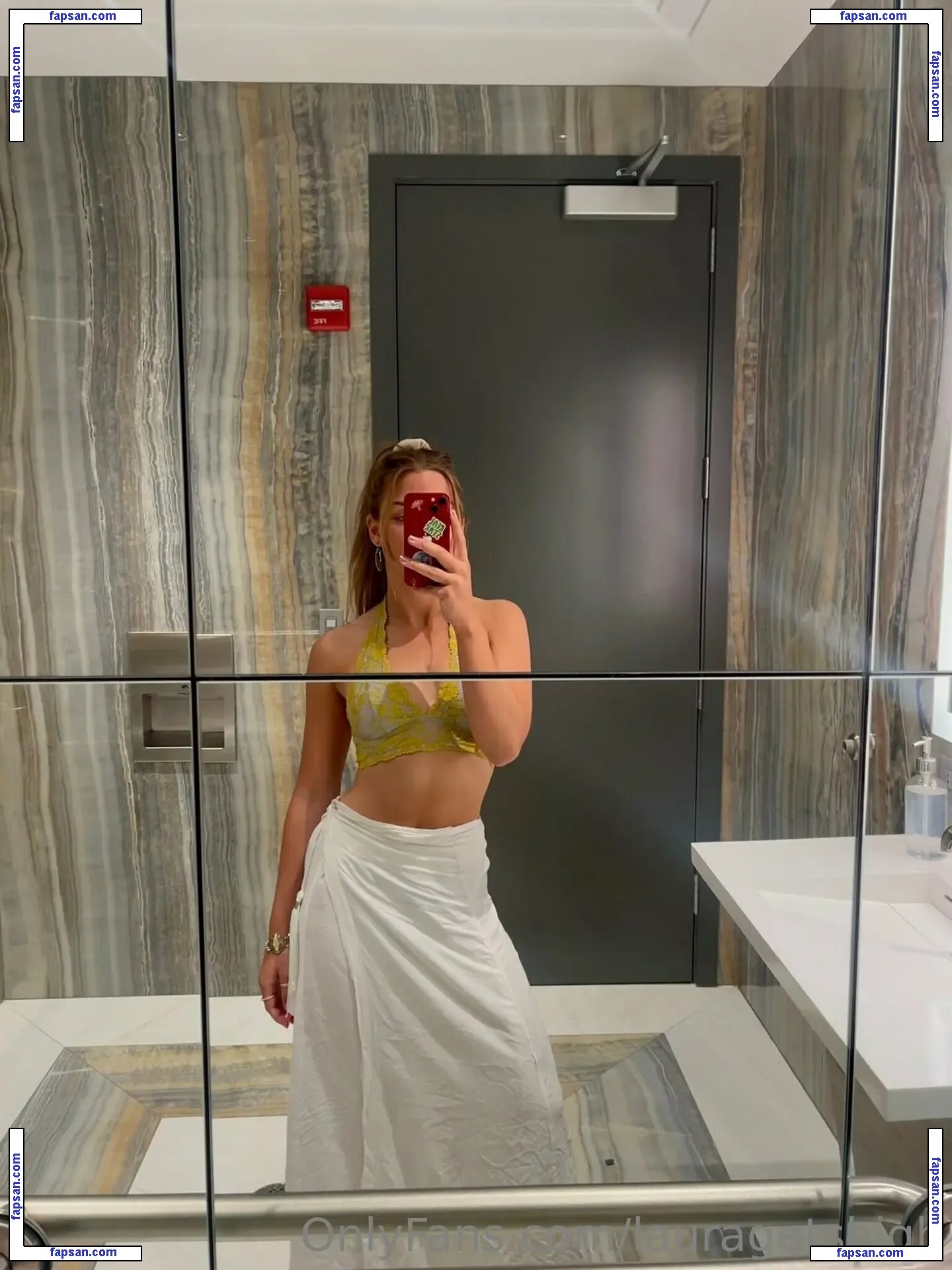 lauragetshigh nude photo #0020 from OnlyFans
