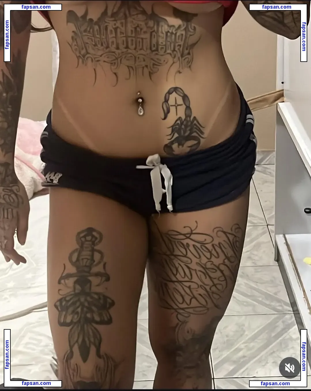 lauralopx nude photo #0034 from OnlyFans